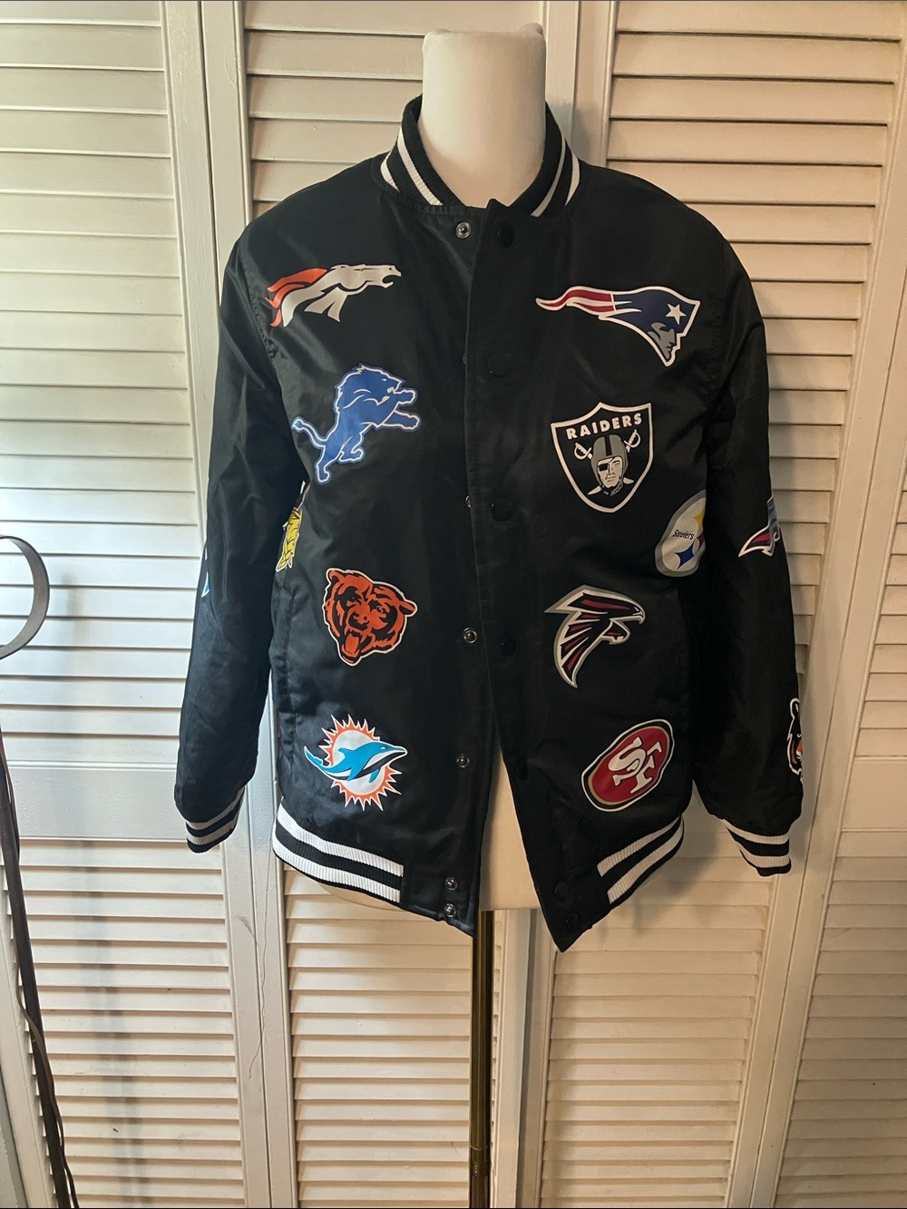 NFL Multi-Team Jacket- Black 14-16 Childs X-Small Womens